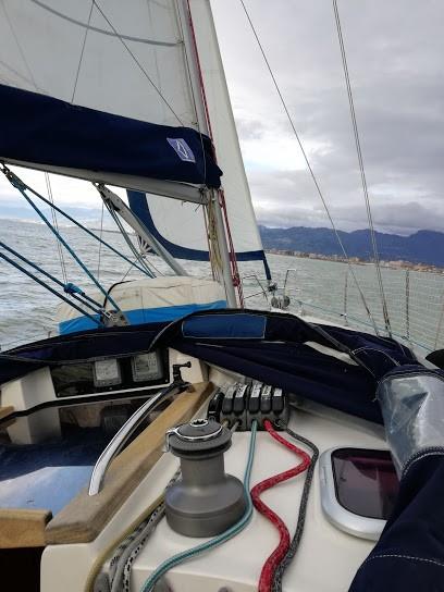 scuola vela e patenti nautiche