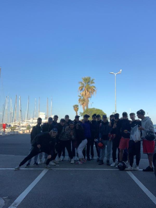 uscita in mare con studenti isi artiglio